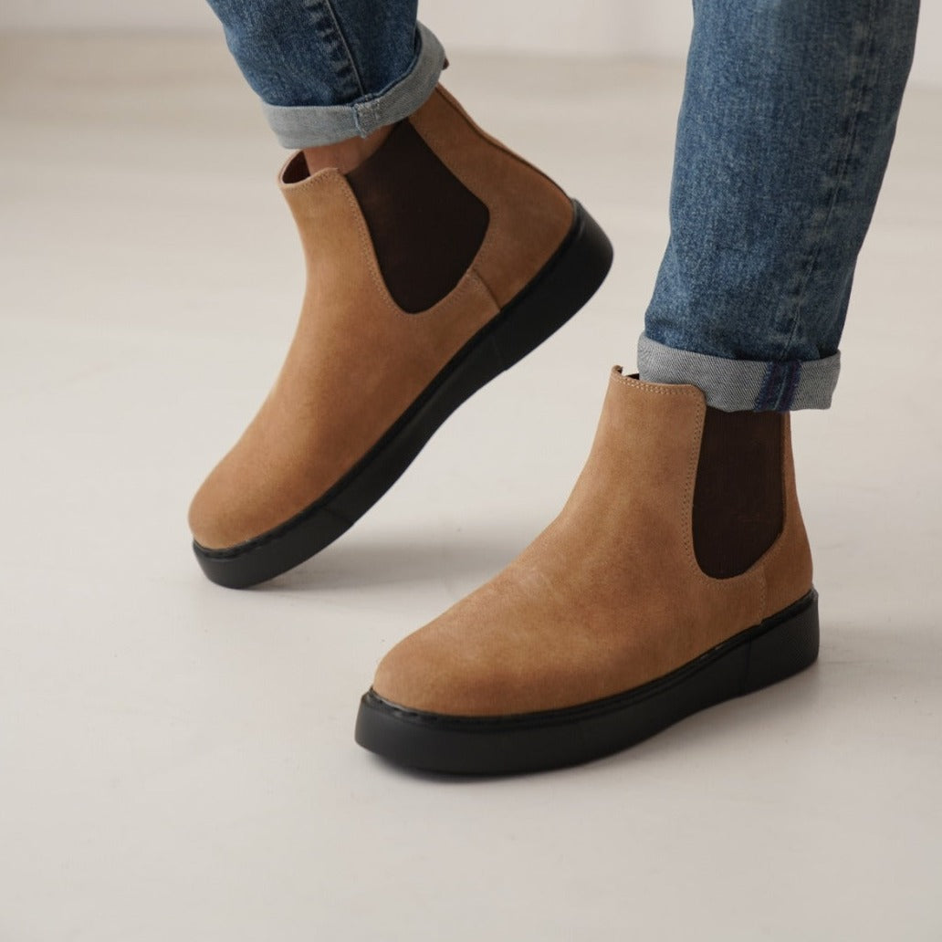 Chelsea Boots Sand Beige Suede New-Gen by Oscar&Djayds Black-Sole (Naturel Real Leather)