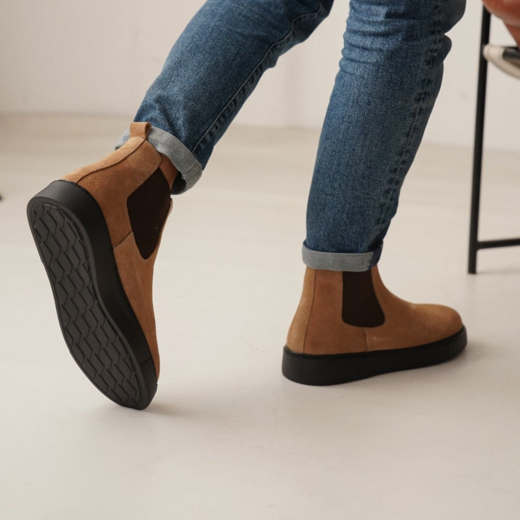 Chelsea Boots Sand Beige Suede New-Gen by Oscar&Djayds Black-Sole (Naturel Real Leather)