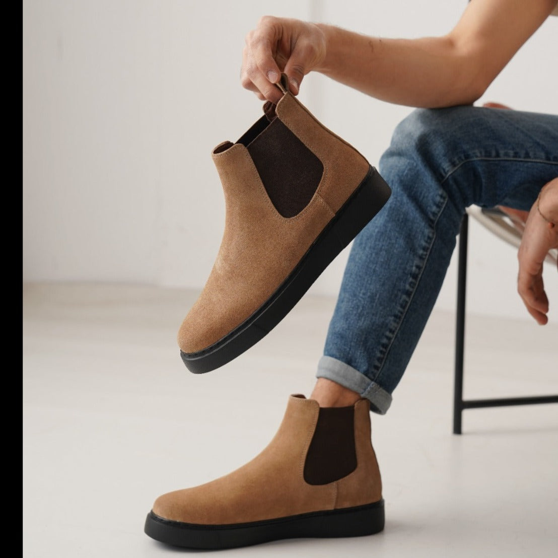 Chelsea Boots Sand Beige Suede New-Gen by Oscar&Djayds Black-Sole (Naturel Real Leather)
