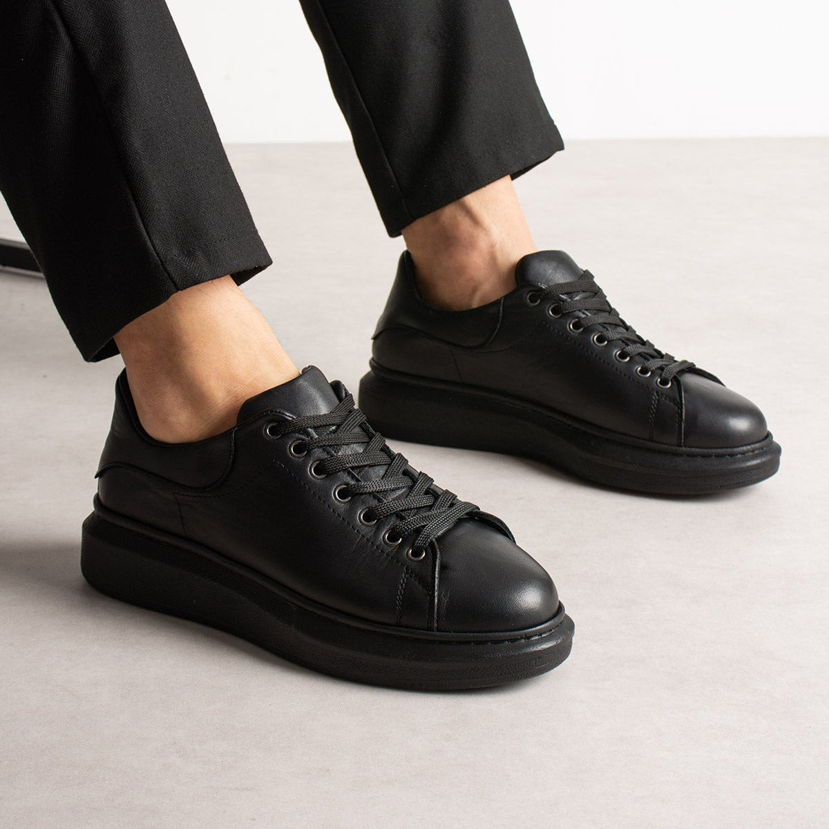 Chunky Sneaker Real Leather AllBlack
