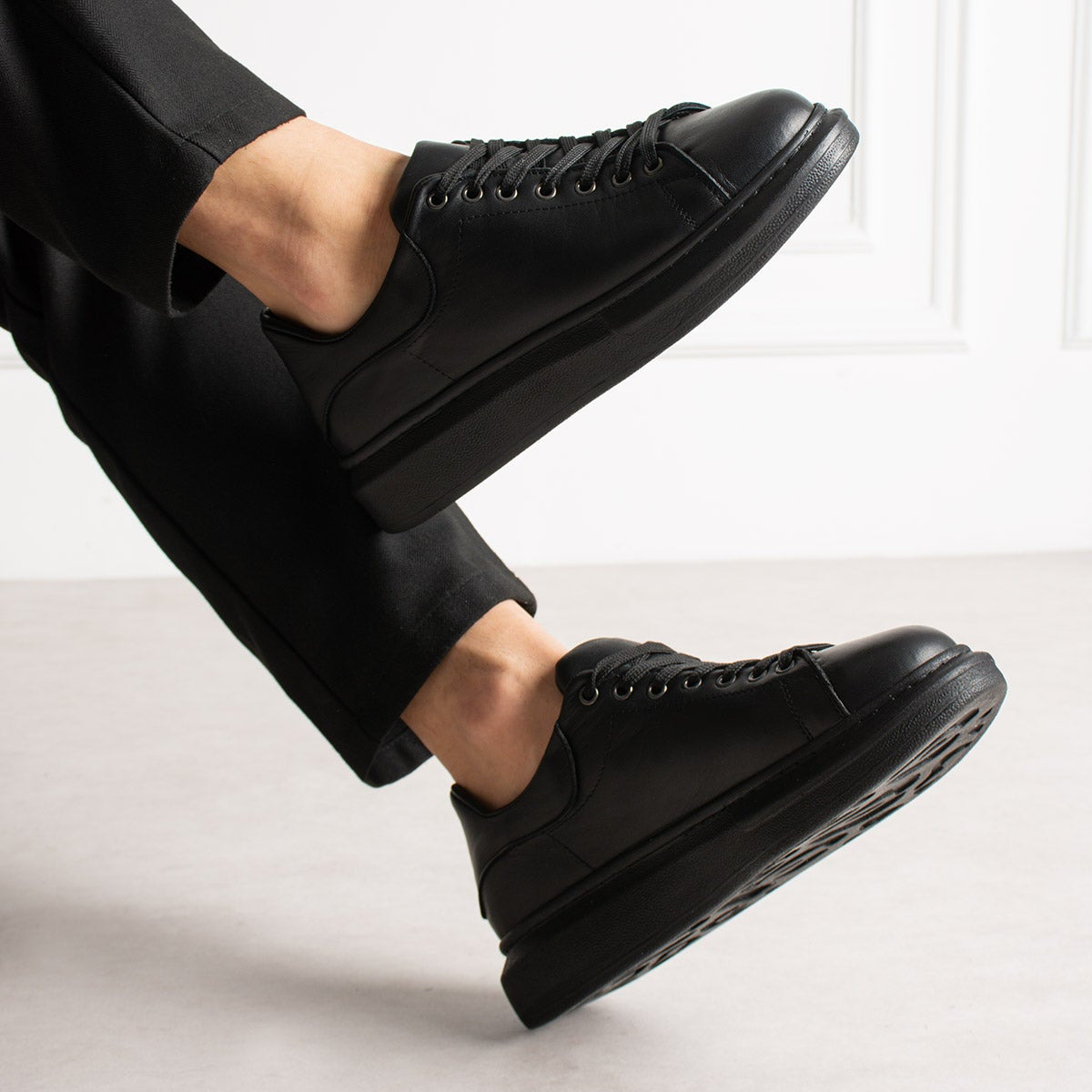 Chunky Sneaker Real Leather AllBlack